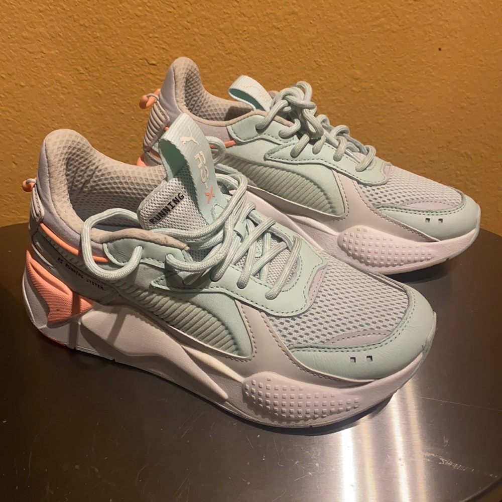 🎉1 HOUR SALE Puma rs x3 women's Running size 6.5W